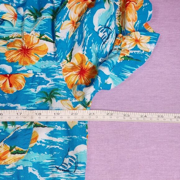 Cherokee Waikiki Wear Hawaiian button down shirt - Picture 7 of 7